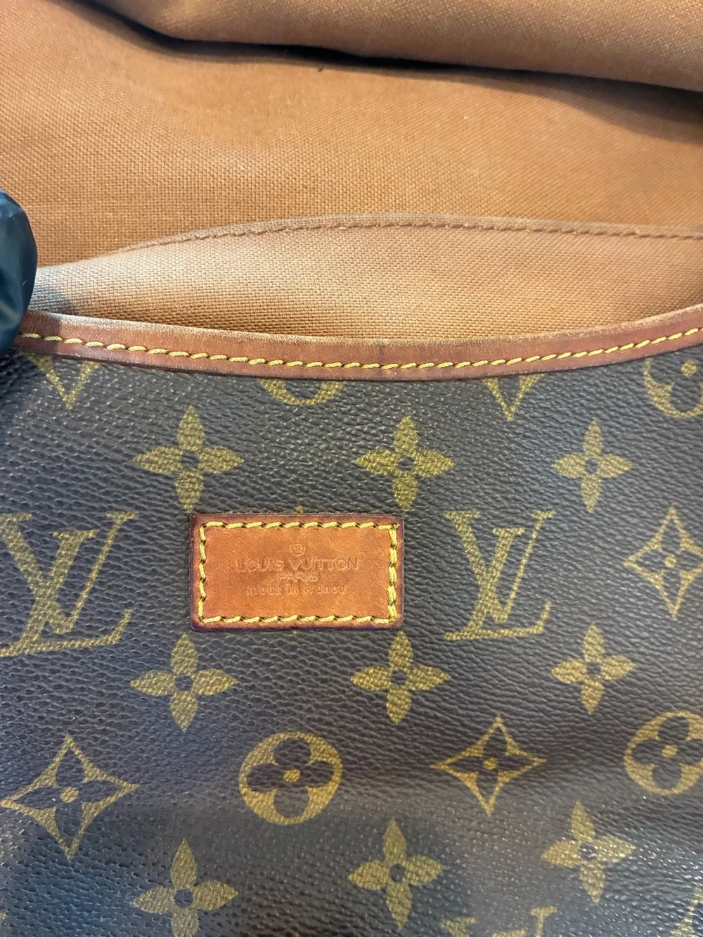 Louis Vuitton Monogram Canvas Messenger Bag in Brown